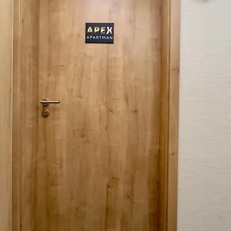 Apex Apartman *